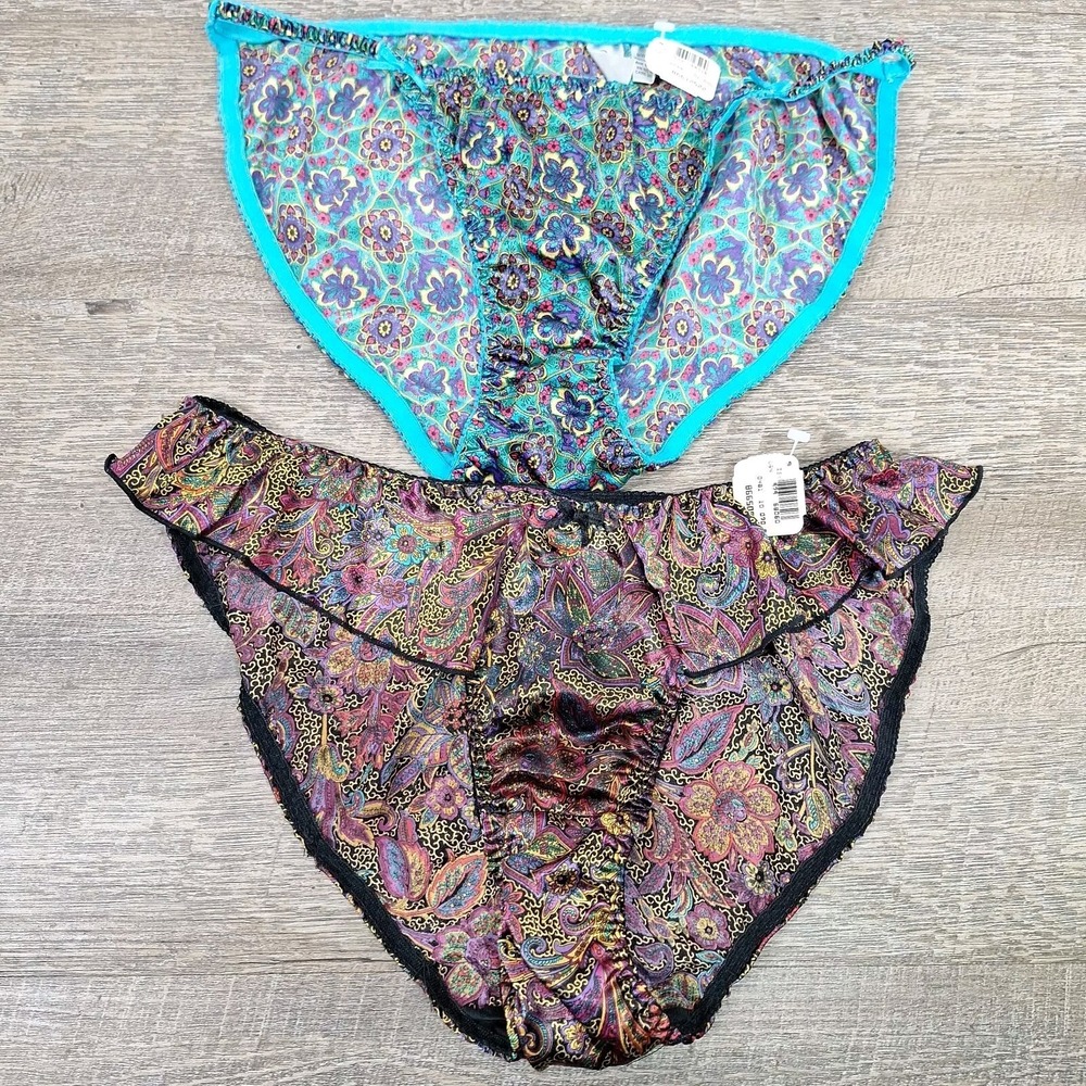 Vintage New W/ Tags Flutter & String Bikini Panties Shiny Floral Satin Sedu Sz 7